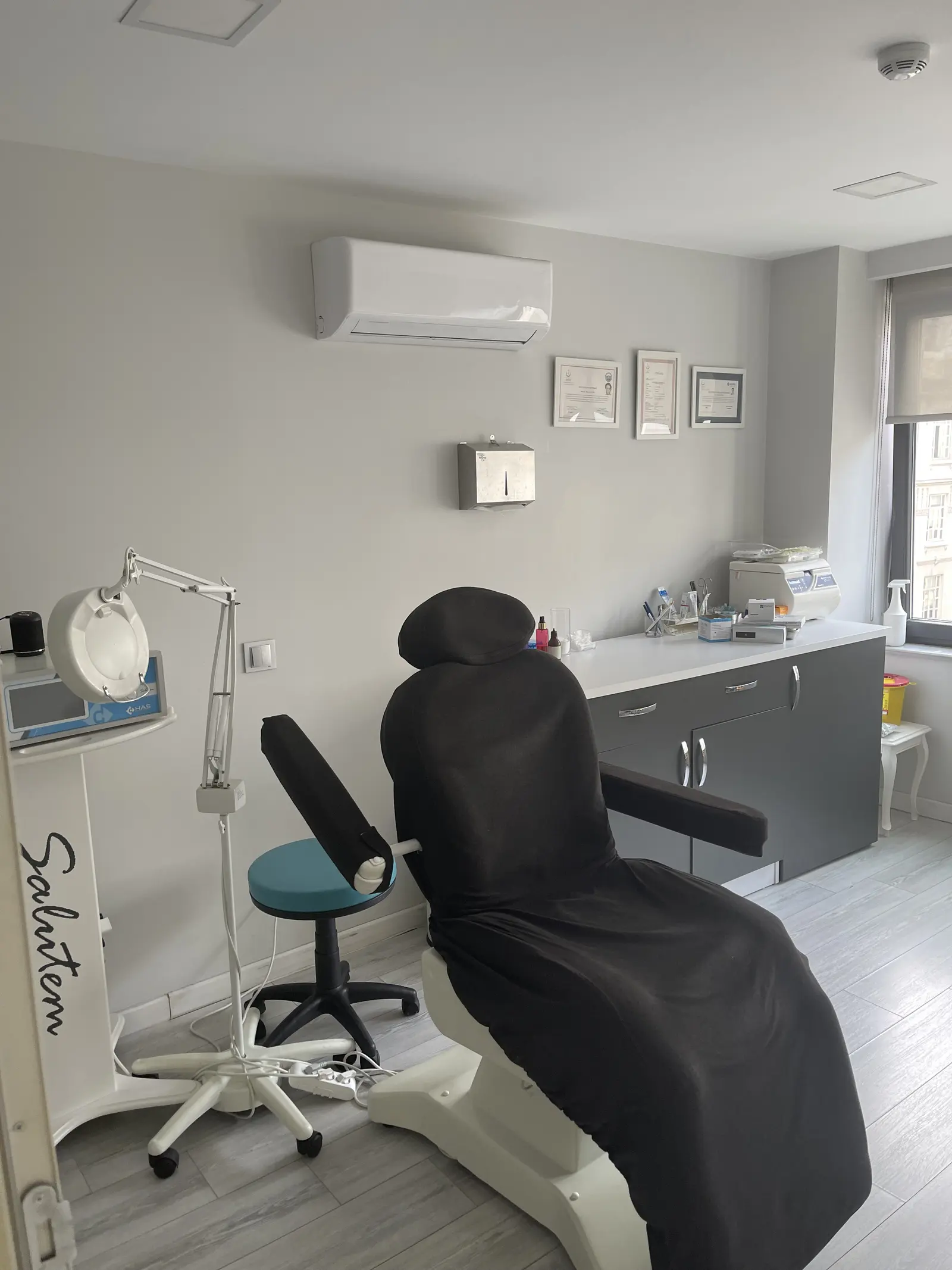 Von der Klinik bereitgestelltes Foto von Dr. Tamer Gültekin