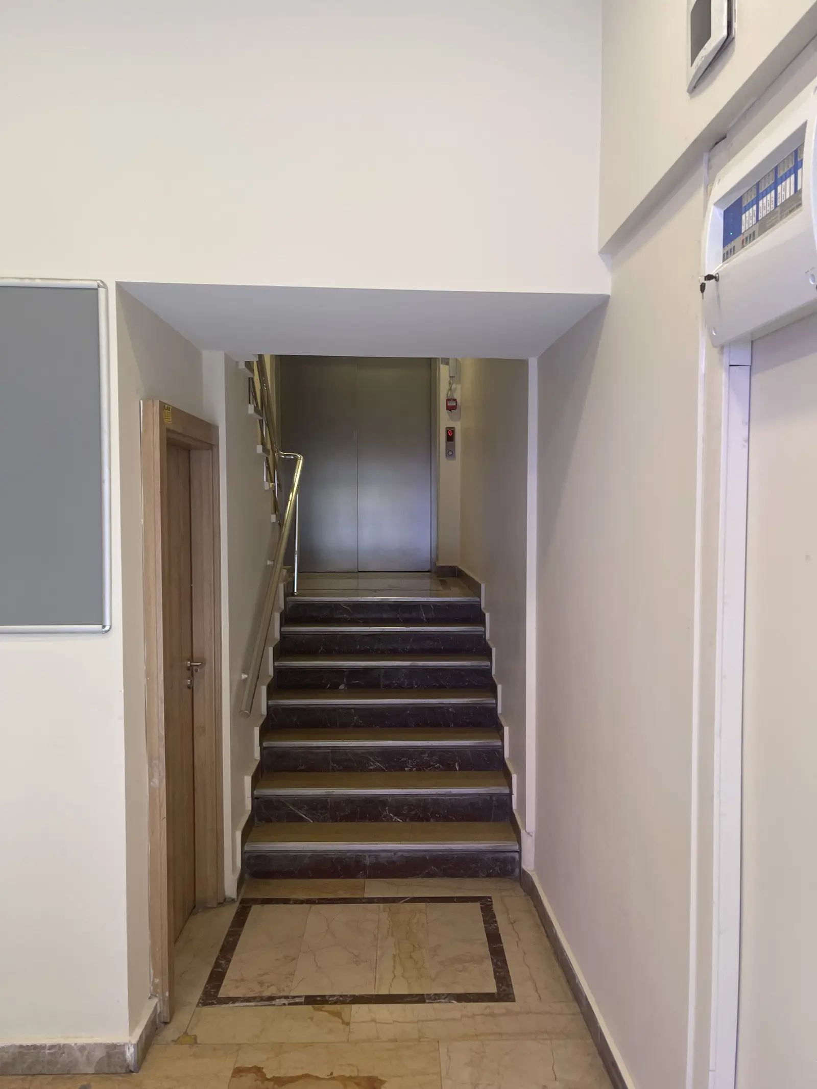 Von der Klinik bereitgestelltes Foto von Dr. Tamer Gültekin