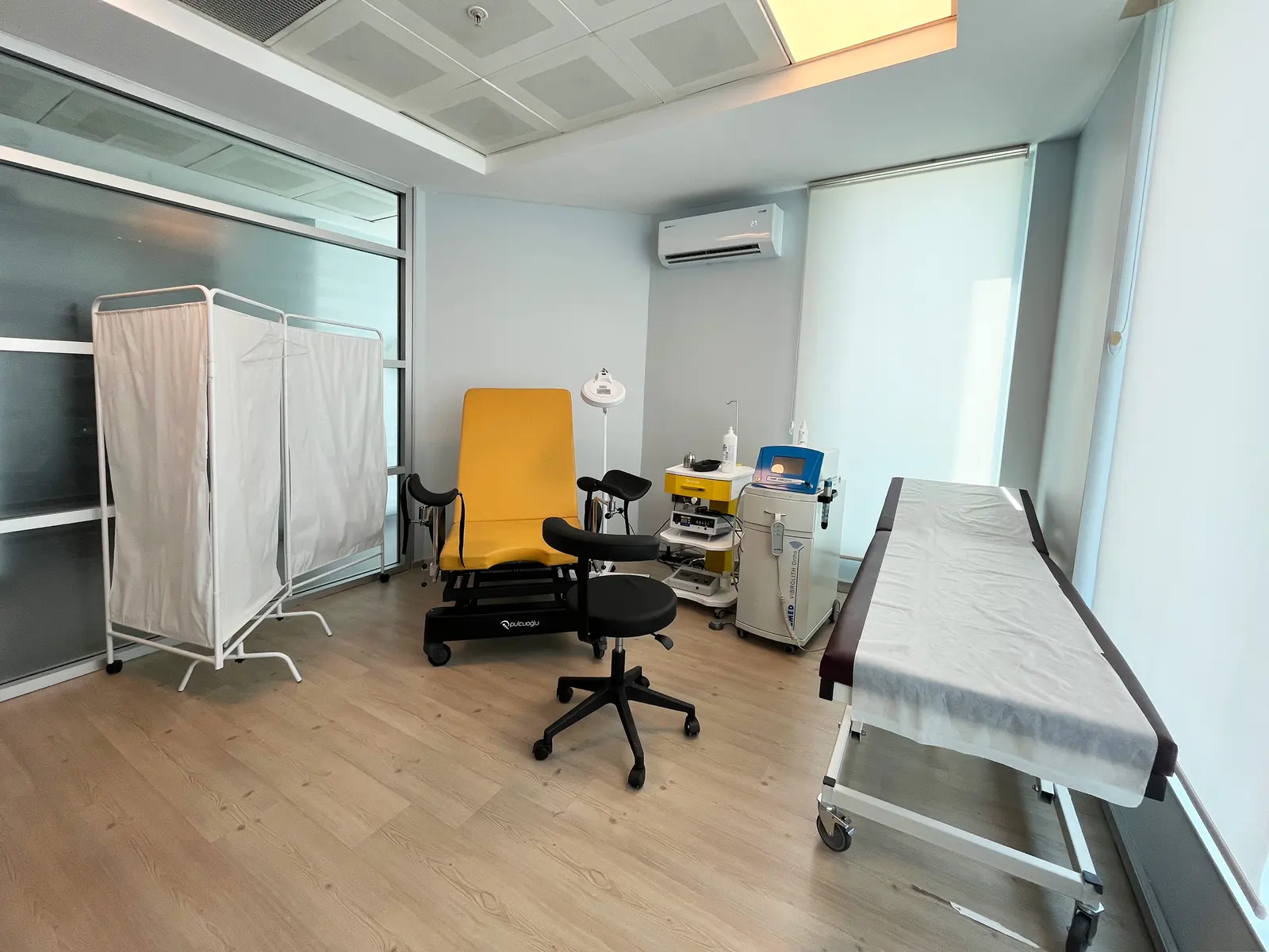 Von der Klinik bereitgestelltes Foto von Dr. Emrah Topbaş
