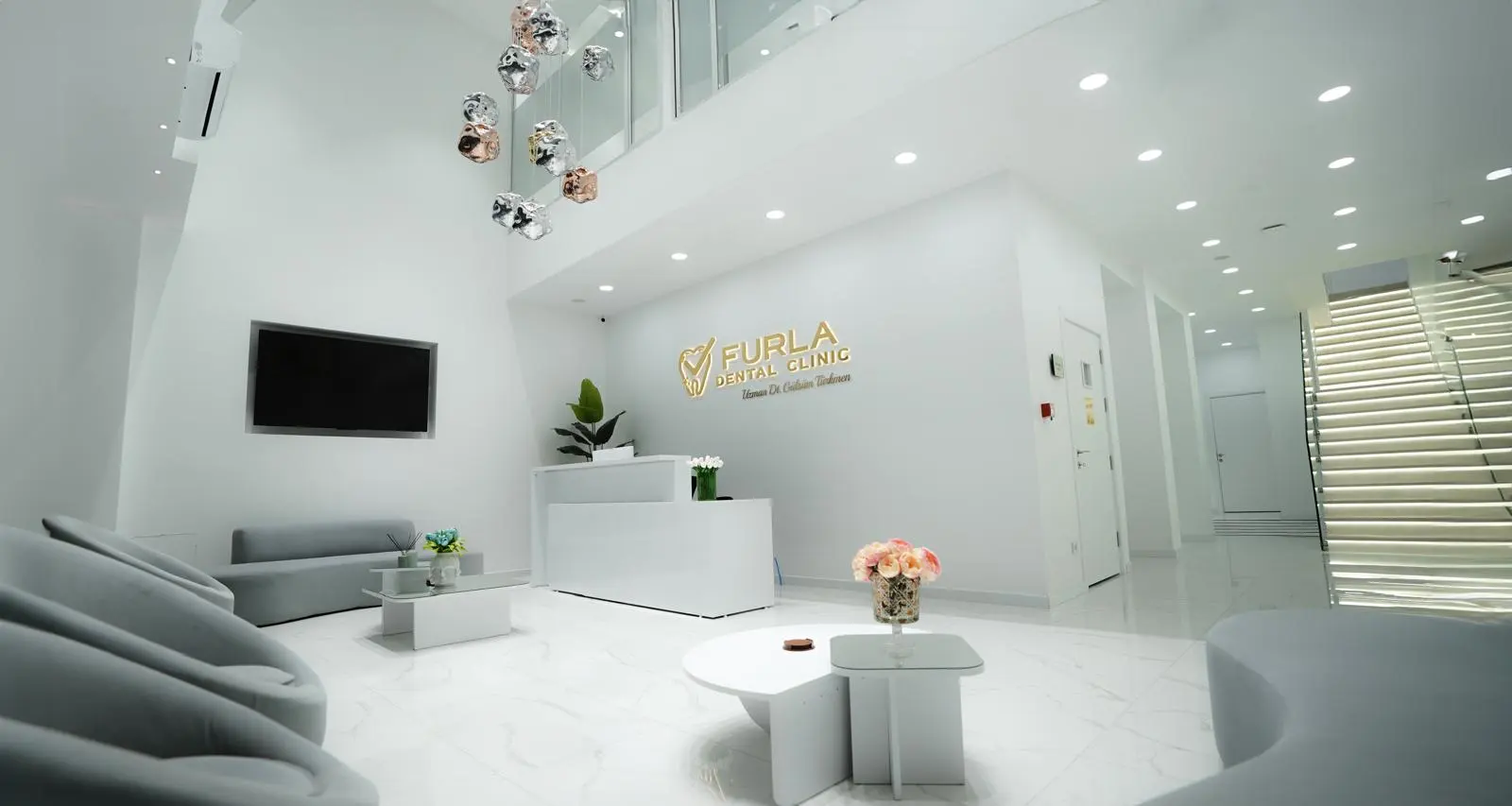 Clinic-provided photograph of Furla Dental Clinic