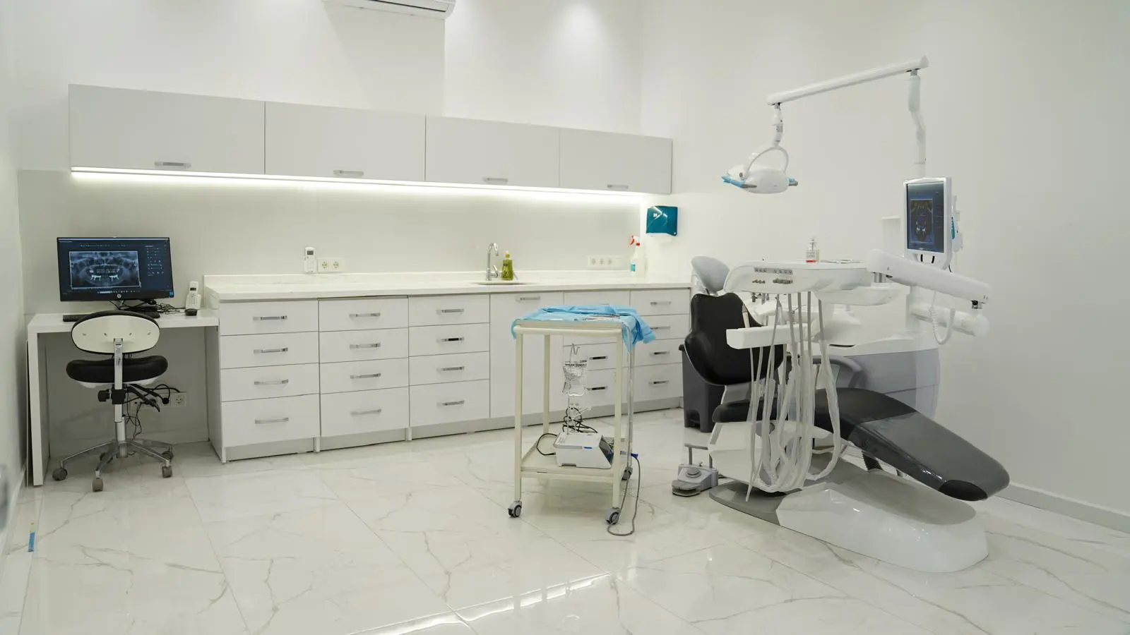 Clinic-provided photograph of Furla Dental Clinic