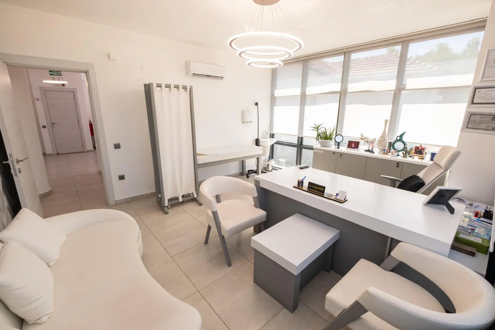 Von der Klinik bereitgestelltes Foto von Dr. Uğur Çakmak
