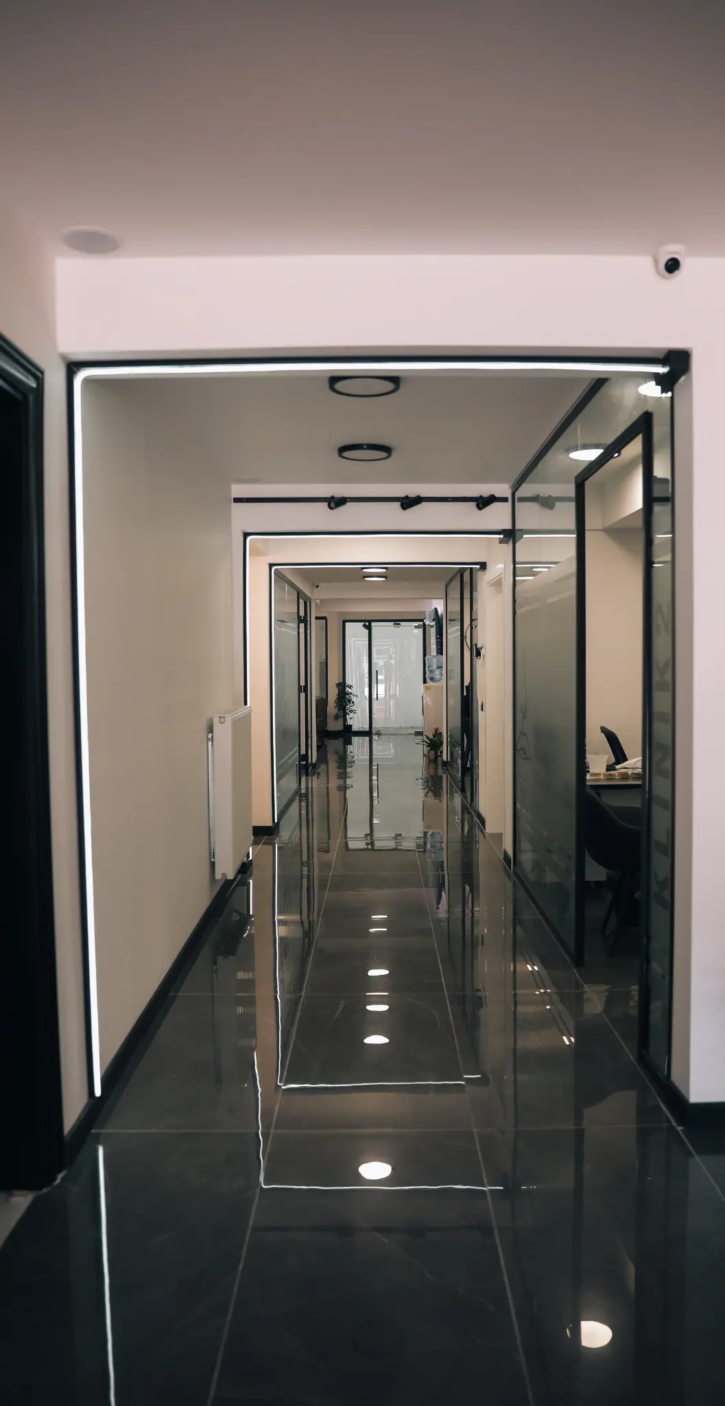 Clinic-provided photograph of Güler Dent