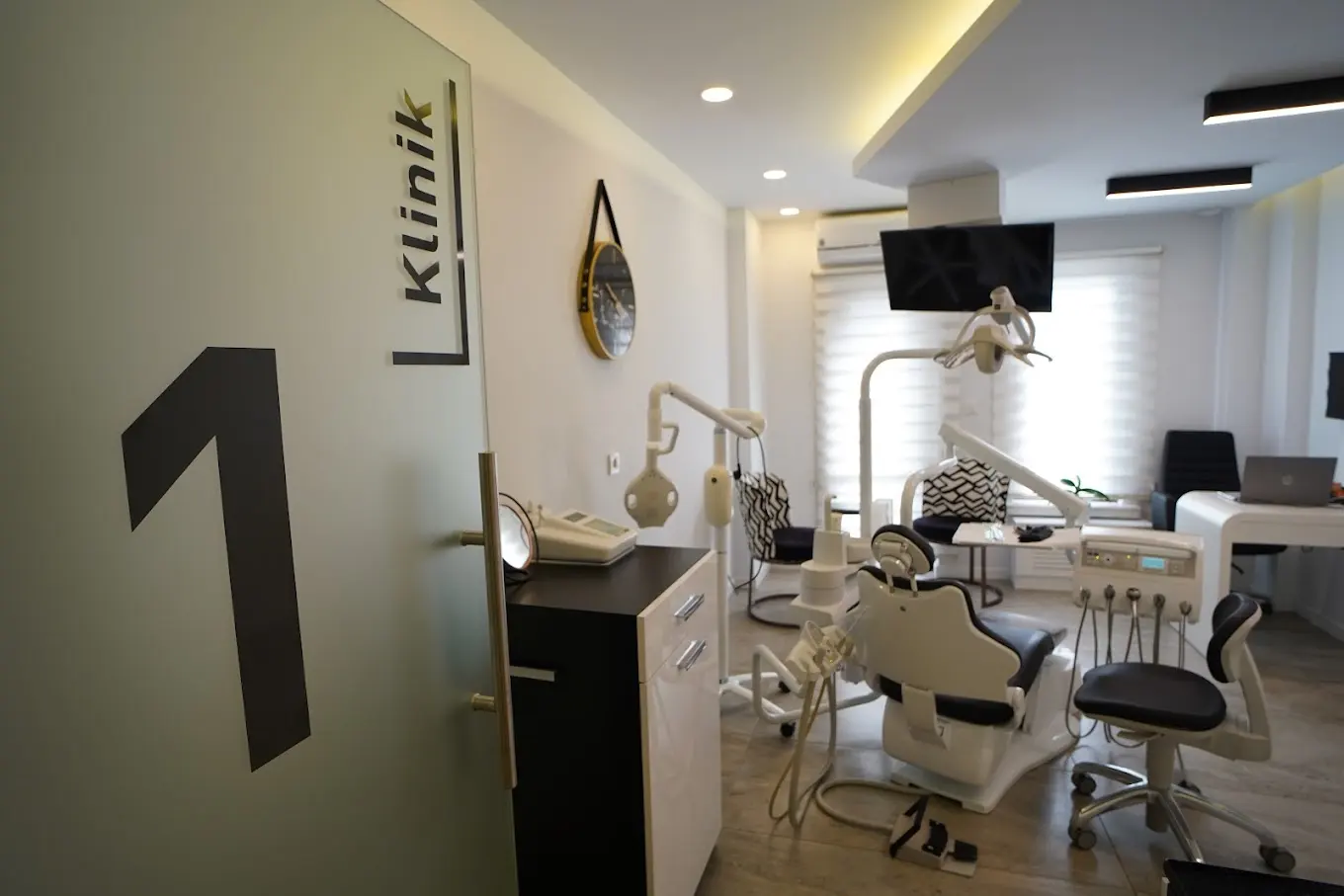 Clinic-provided photograph of Eskişehir Gülüş Akademisi Dental Clinic