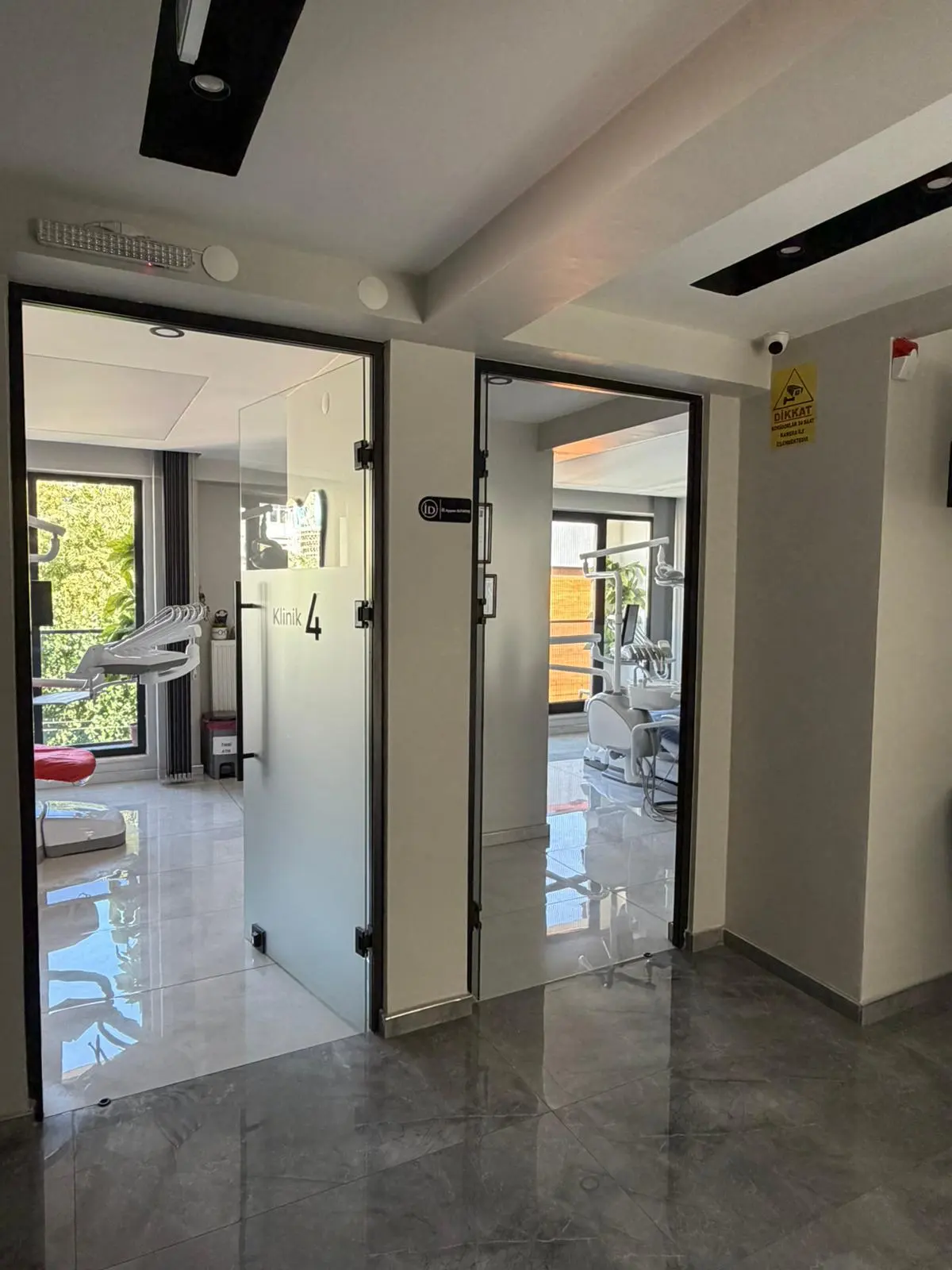 Von der Klinik bereitgestelltes Foto von İnci Zahnklinik