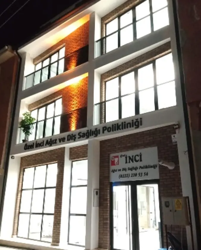 Von der Klinik bereitgestelltes Foto von İnci Zahnklinik
