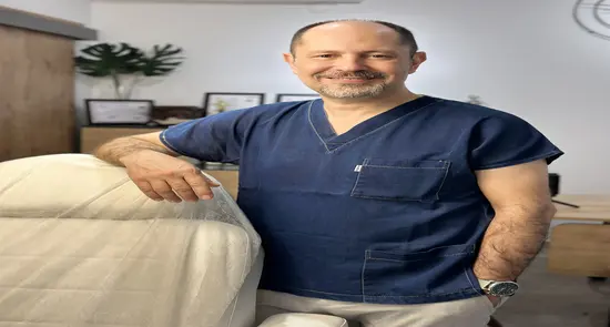 Clinic-provided photograph of Dr Teoman Cüneyt Karataş