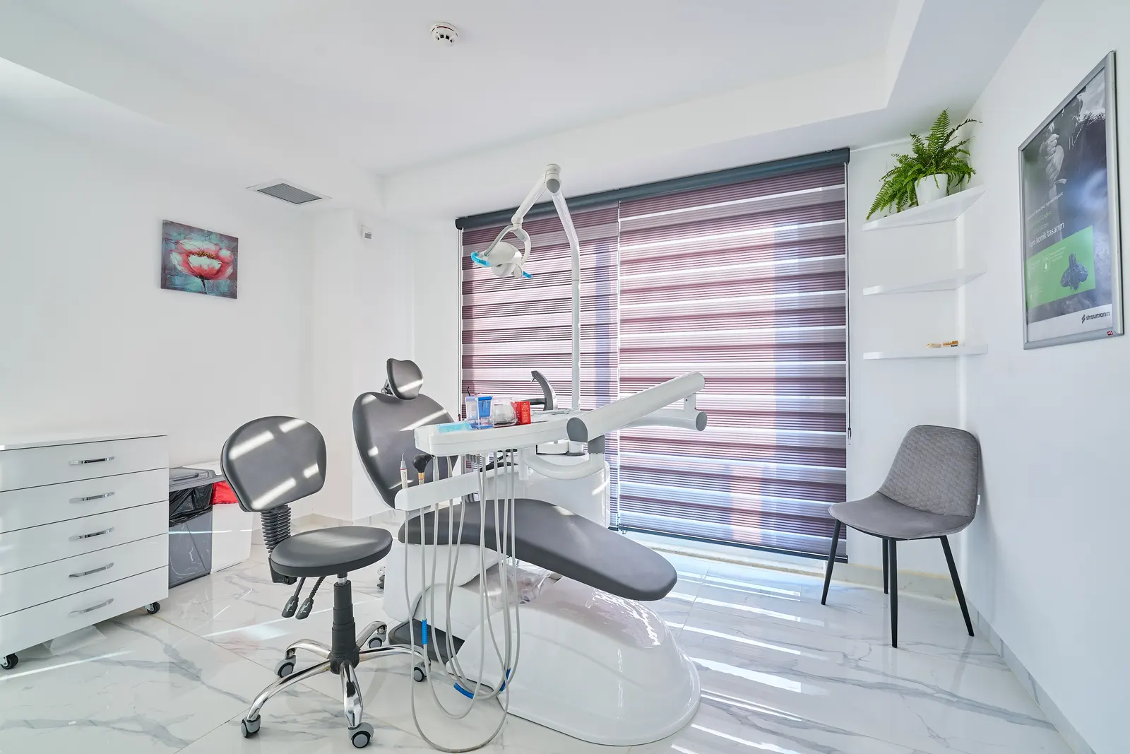 Clinic-provided photograph of Risus Dental Center