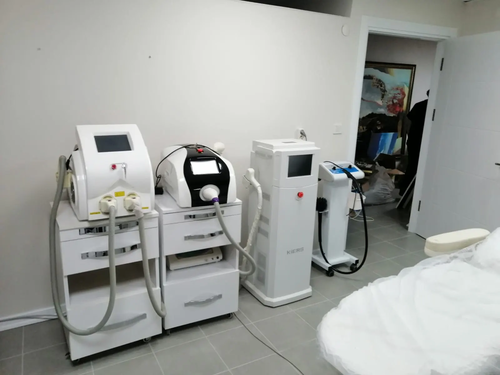 Clinic-provided photograph of Dr Vecdi Bekar