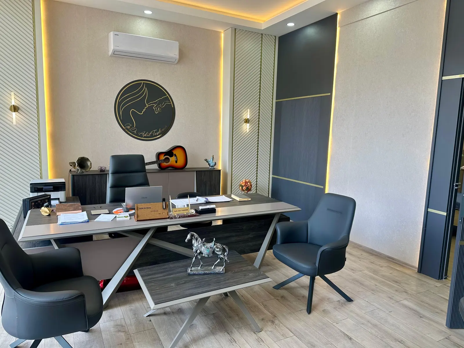 Von der Klinik bereitgestelltes Foto von Dr. Aykut Taşdemir