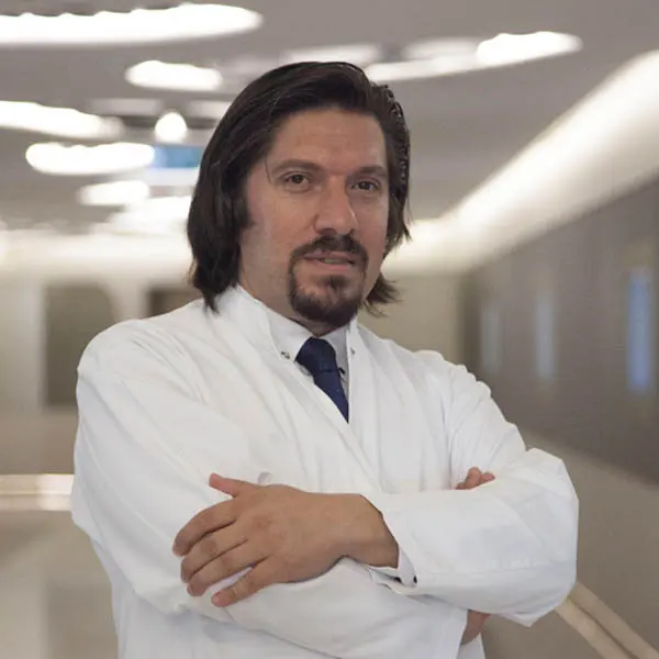 Von der Klinik bereitgestelltes Foto von Dr. Ziya Yavuz
