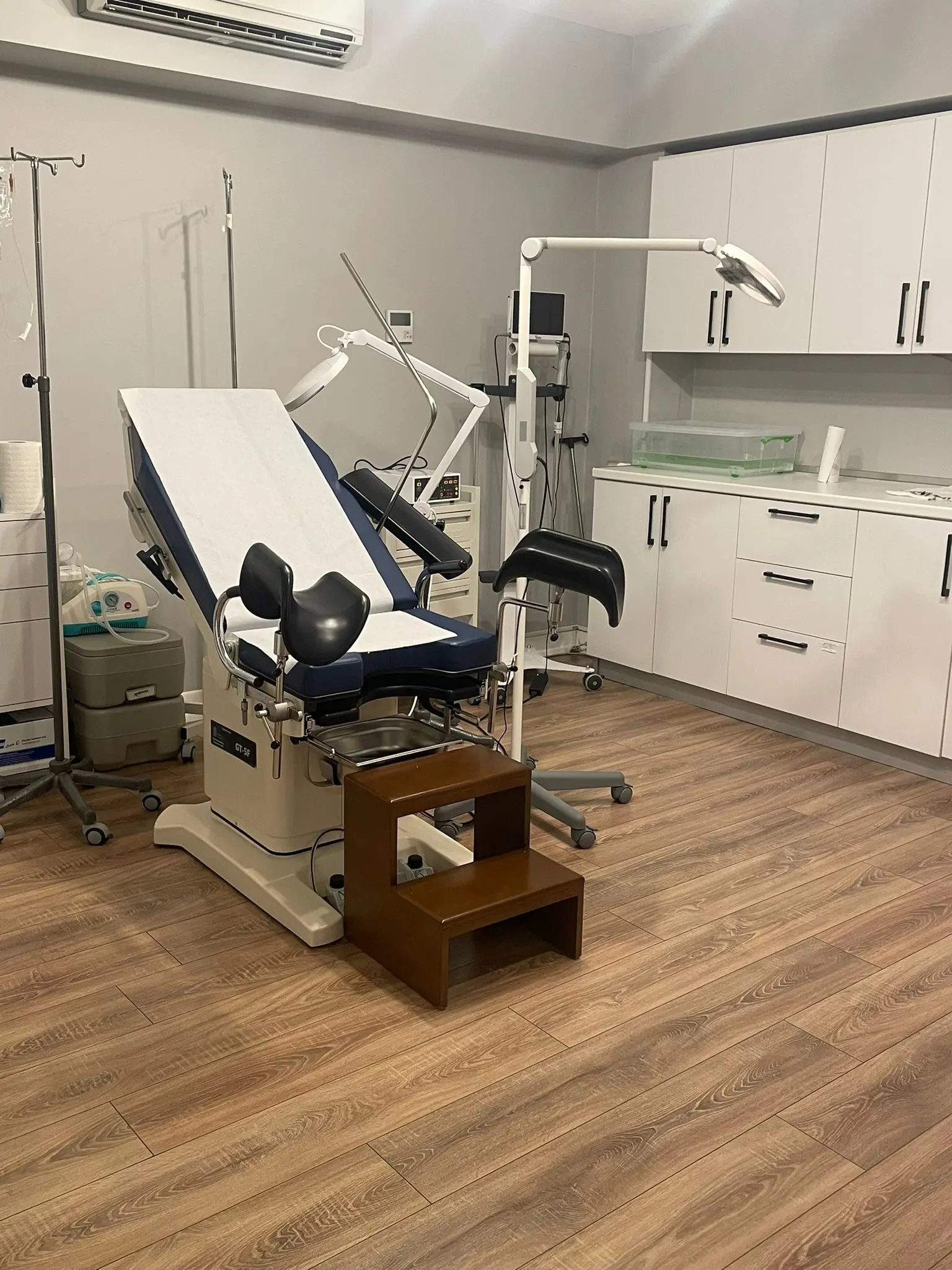 Clinic-provided photograph of Assoc. Prof. Dr Senad Kalkan