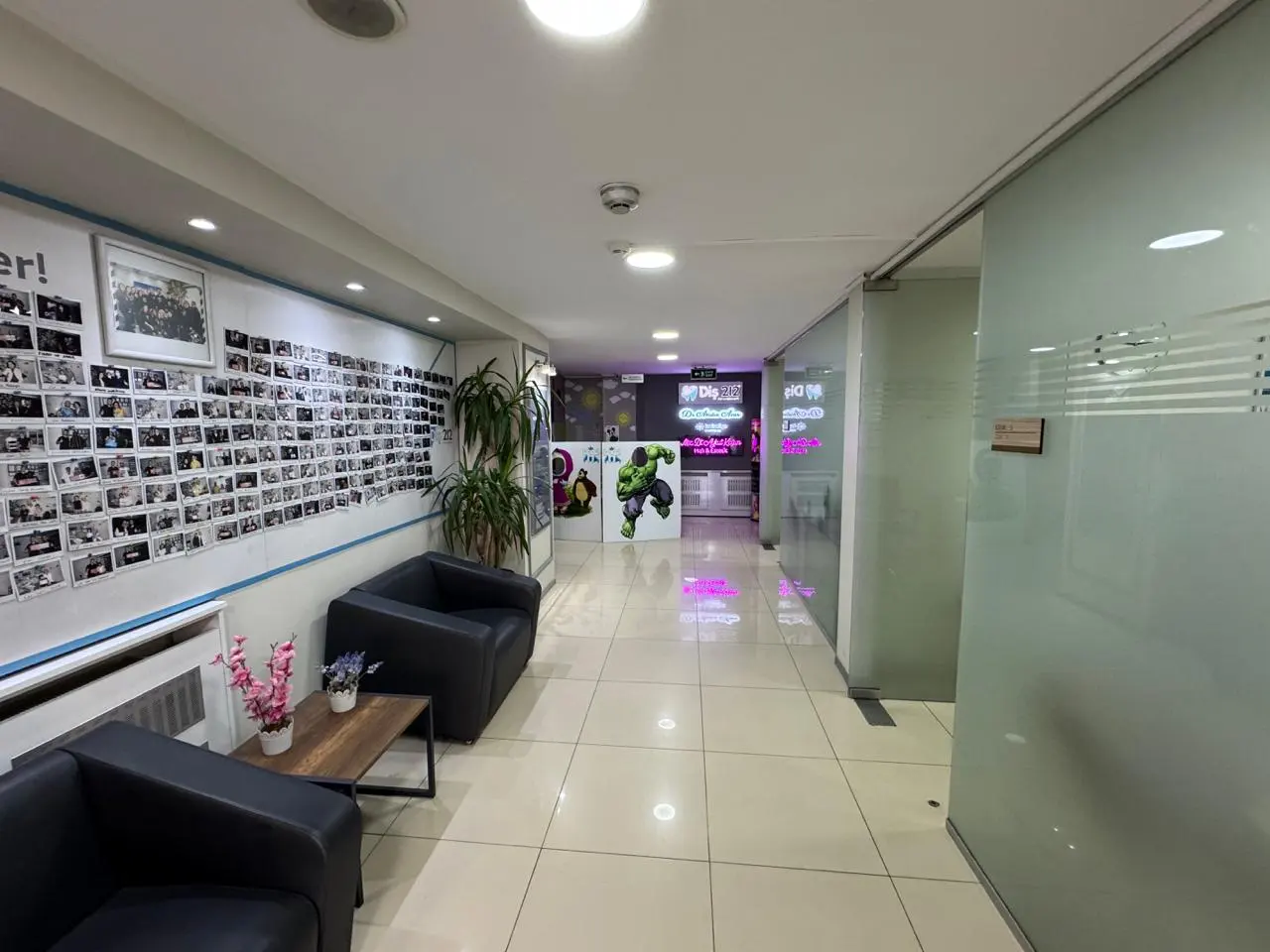 Clinic-provided photograph of 212 Dental