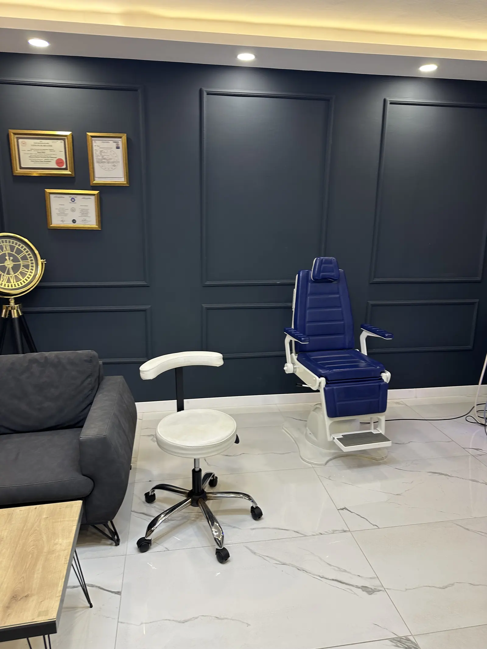 Clinic-provided photograph of Dr Deniz Dilek
