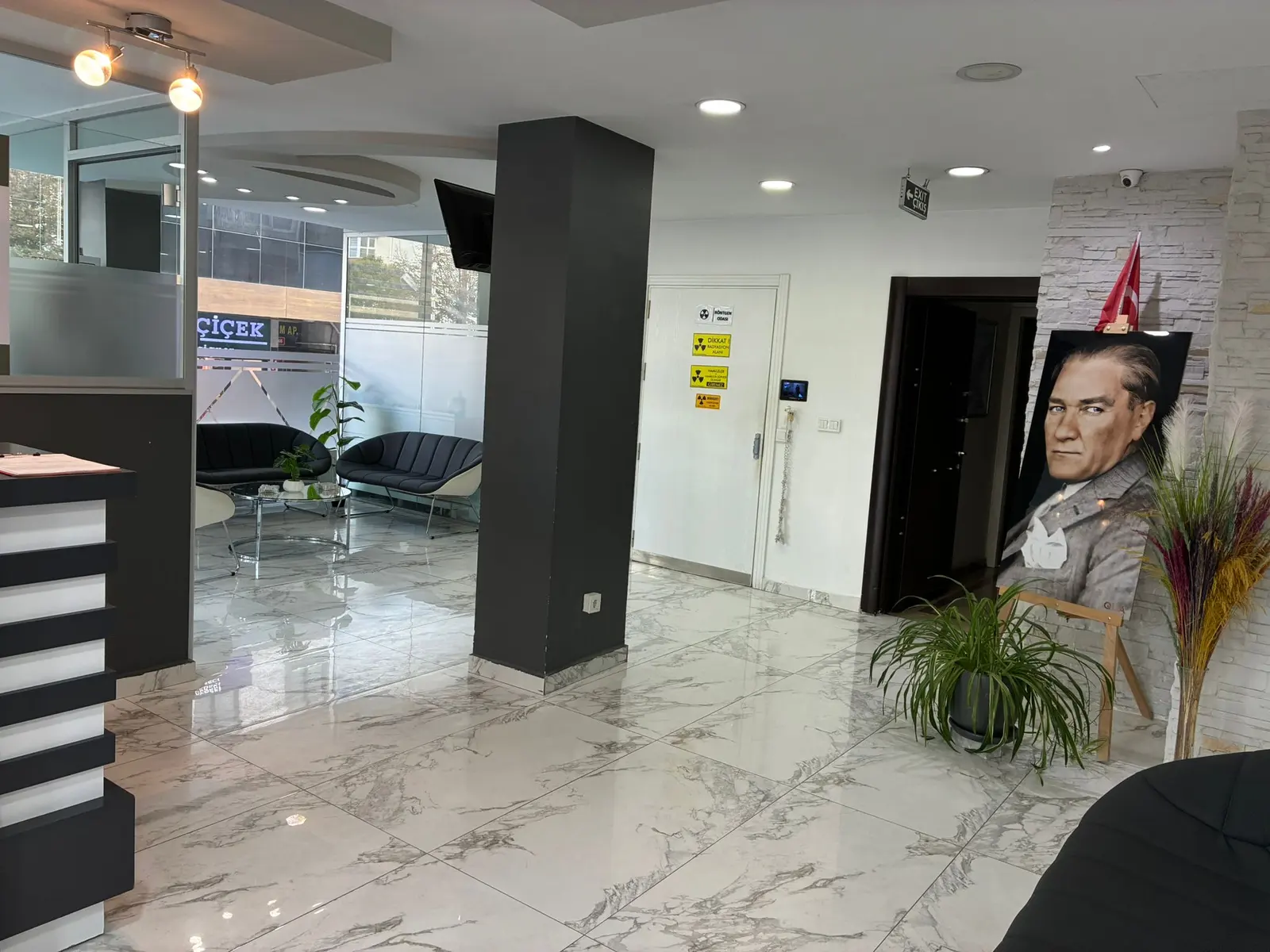 Clinic-provided photograph of Avcılar Marmara Dental Clinic