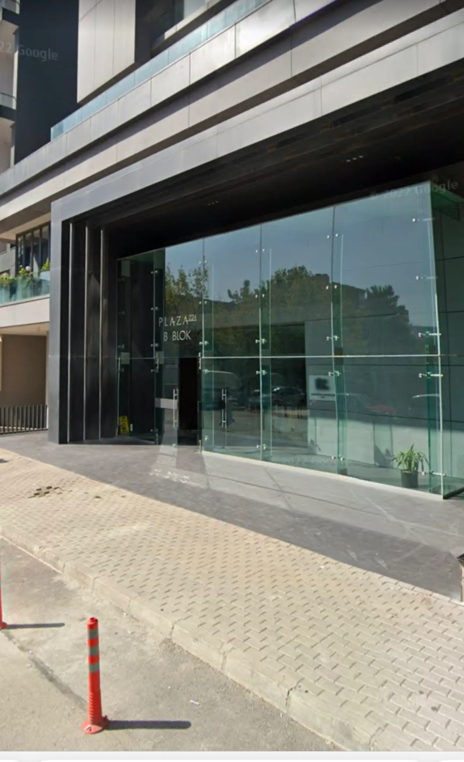 Clinic-provided photograph of Dr Berkan Arık
