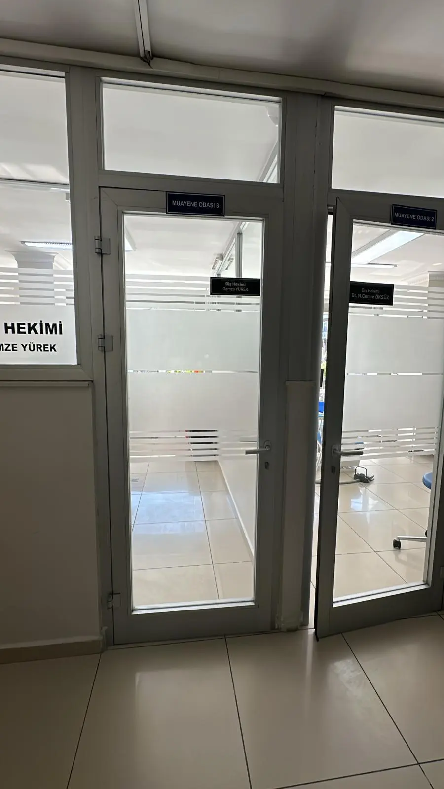 Clinic-provided photograph of Dr Ahmet Fehmi Bayraklı