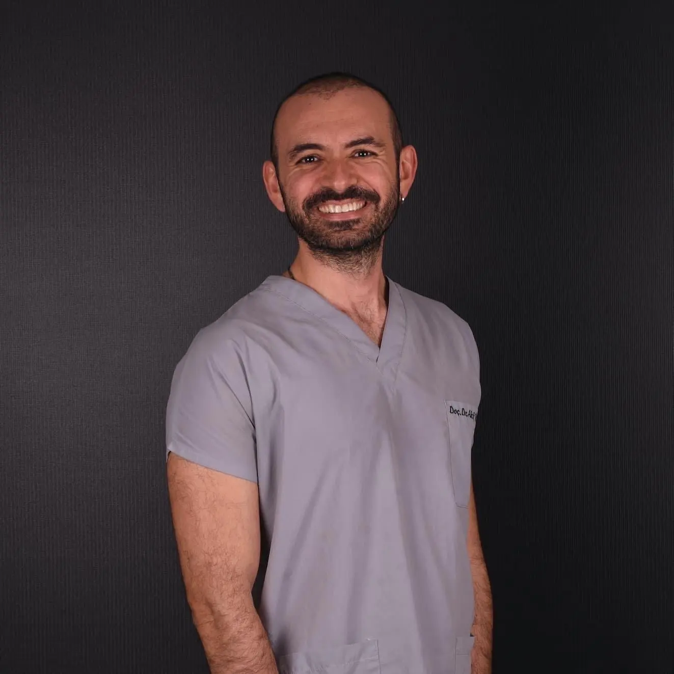 Von der Klinik bereitgestelltes Foto von Assoc. Prof. Dr. Akif Türer