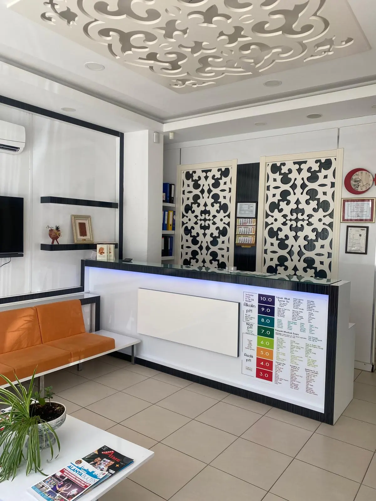 Clinic-provided photograph of Dr Recep Çelik