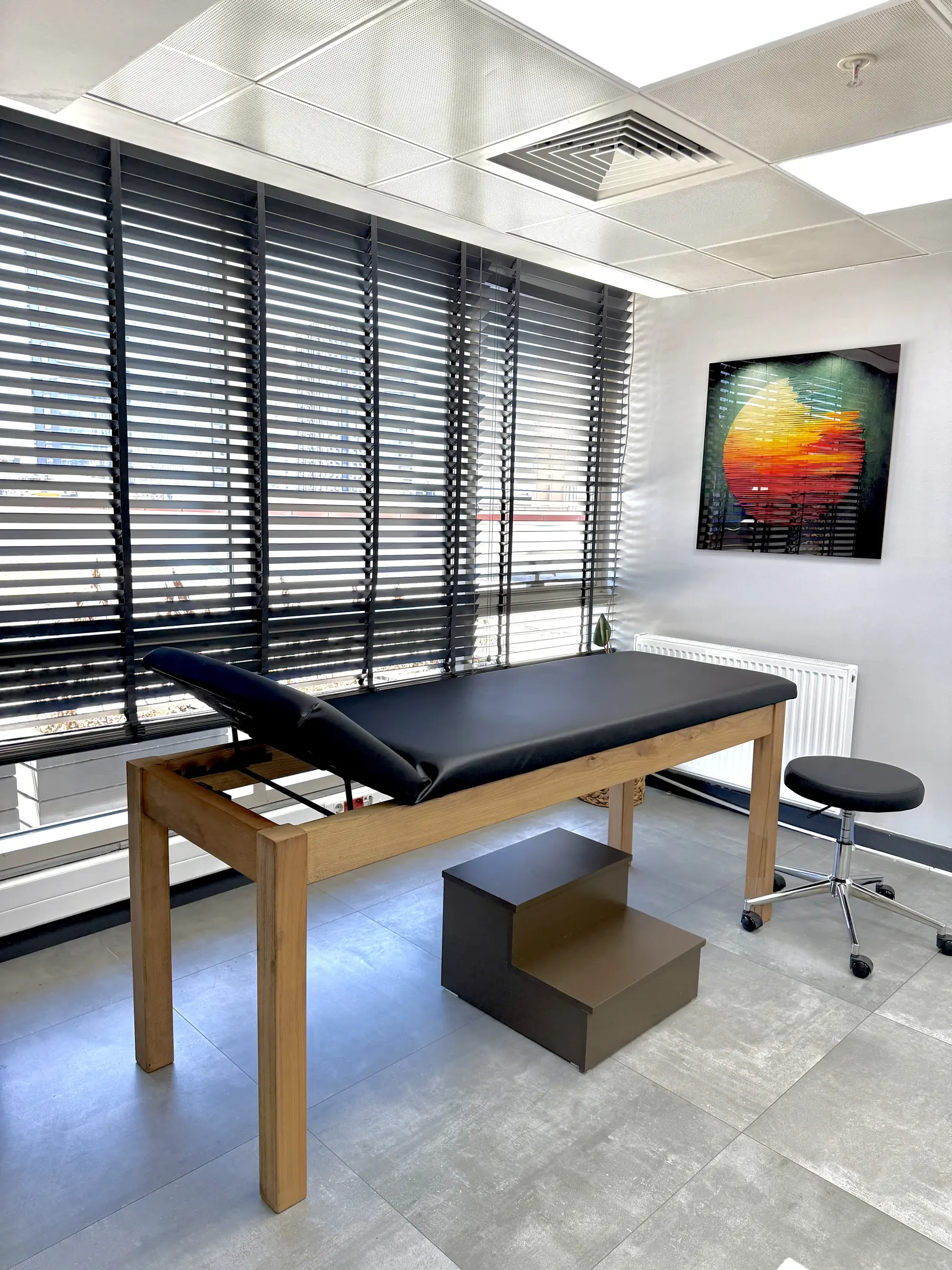 Clinic-provided photograph of Dr Ahmet Hakan Kara