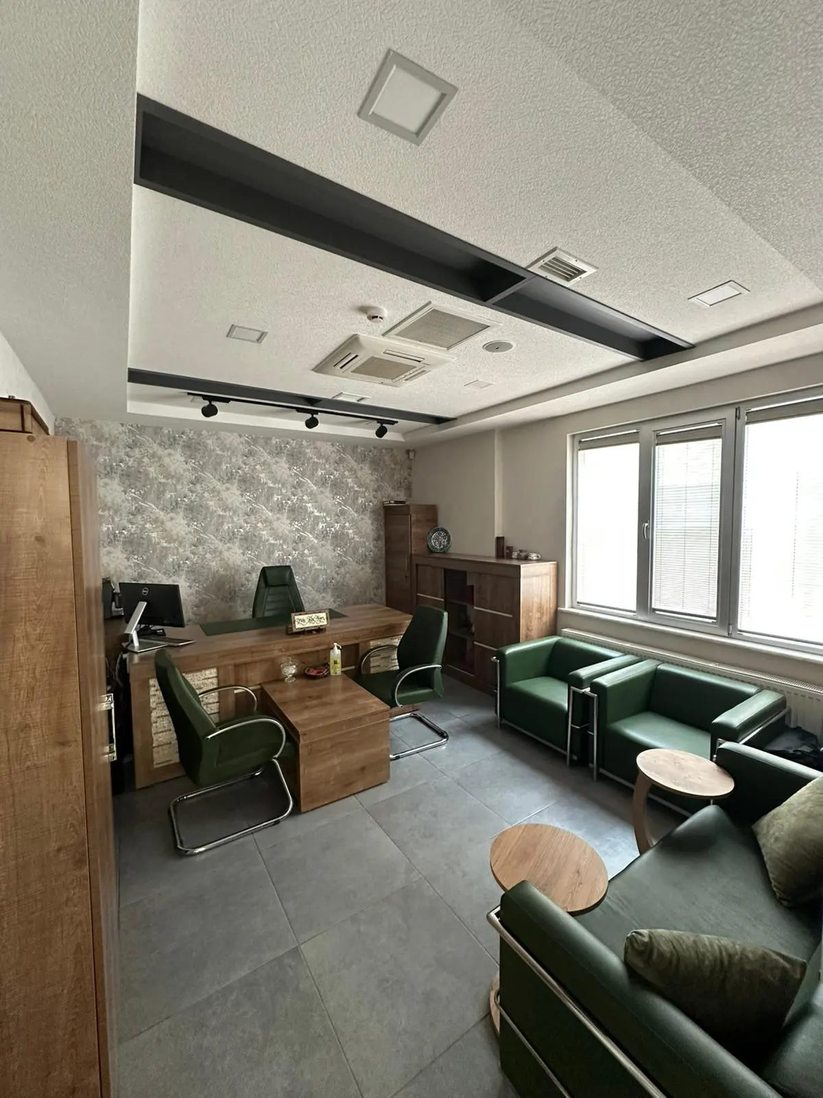 Clinic-provided photograph of Dent-i Konya