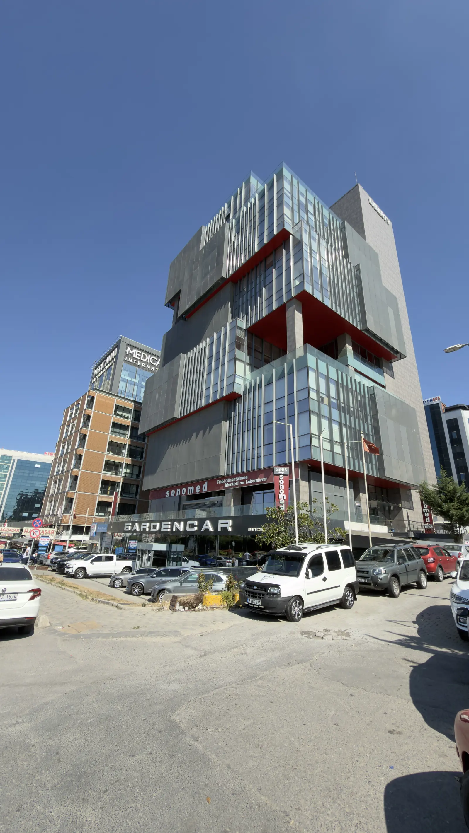 Clinic-provided photograph of Dr Ömer Bilaç