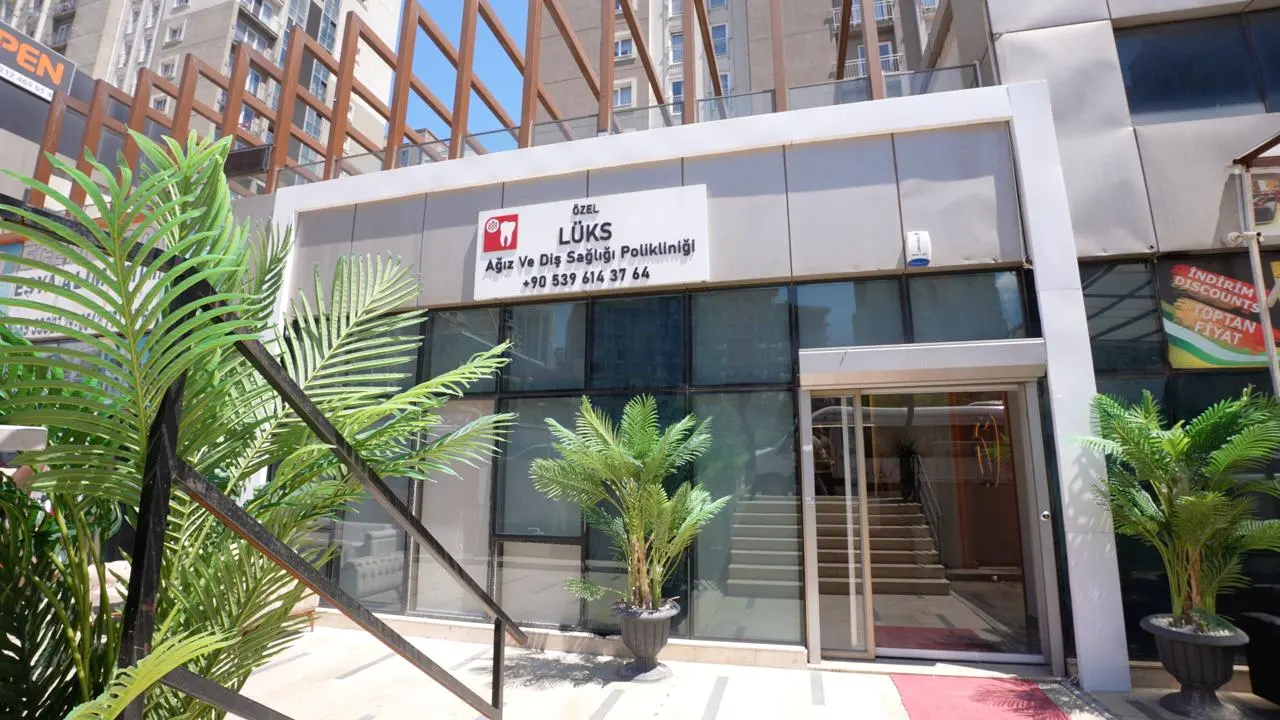 Clinic-provided photograph of Lüks Dental Clinic