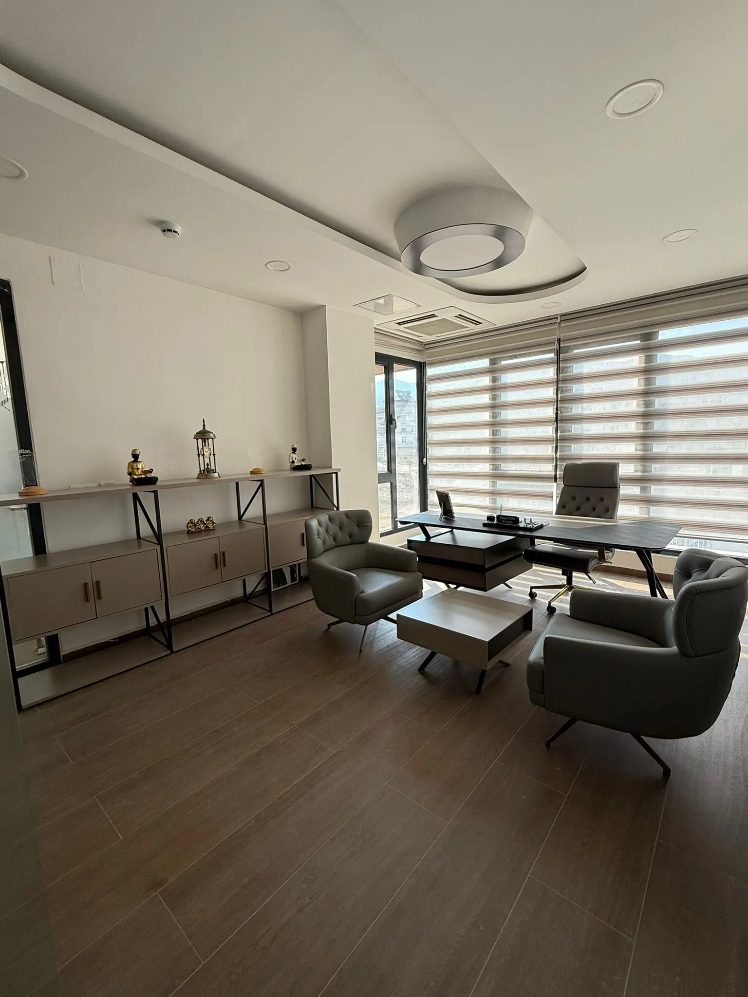 Clinic-provided photograph of Dent Hatay