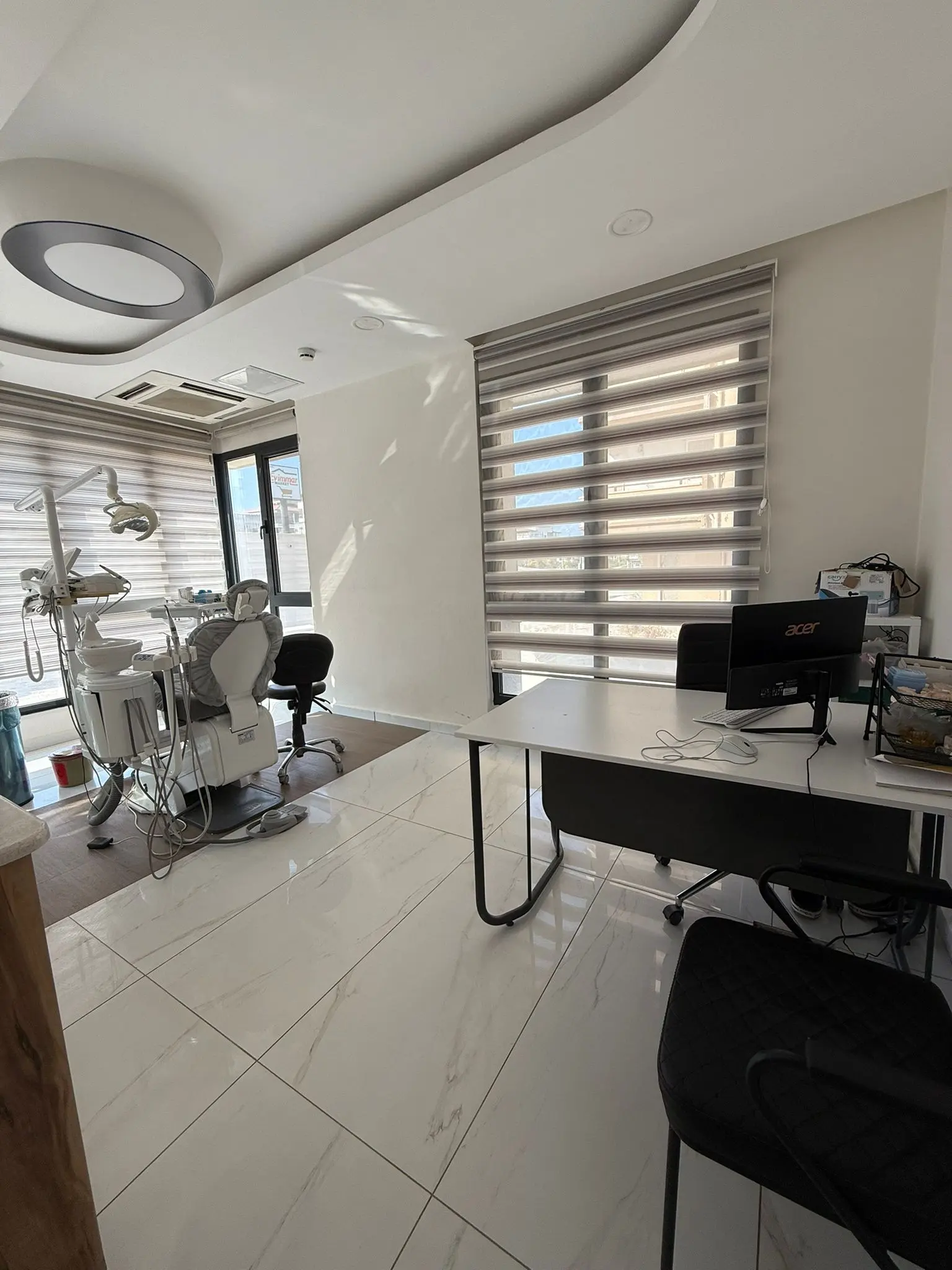 Clinic-provided photograph of Dent Hatay