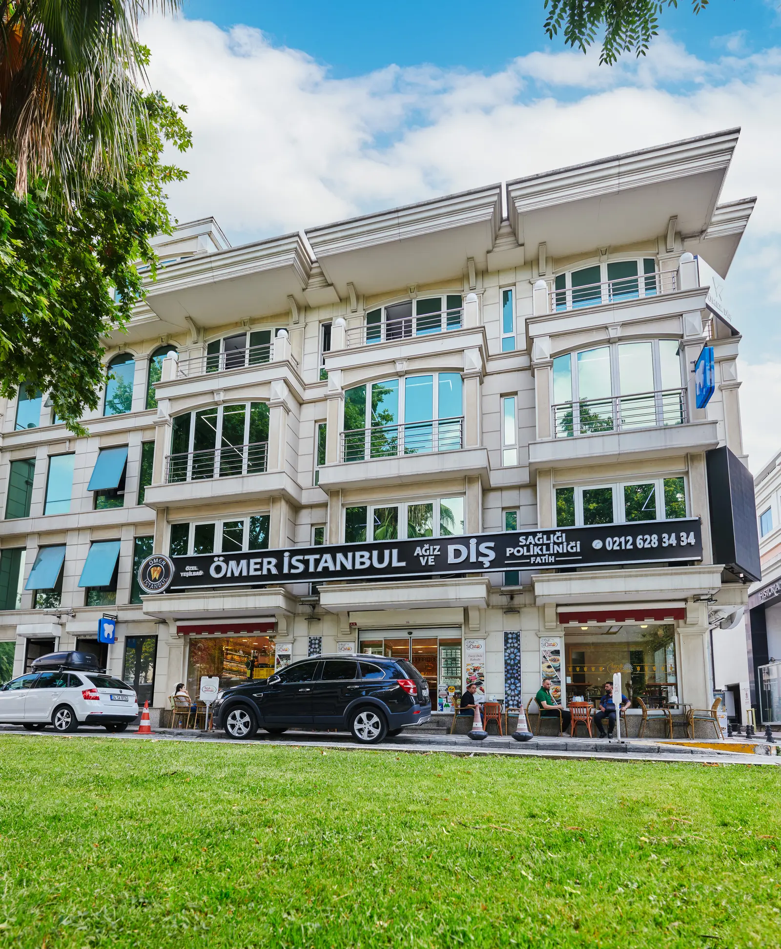 Von der Klinik bereitgestelltes Foto von Omer Istanbul Dental Clinic Turkey