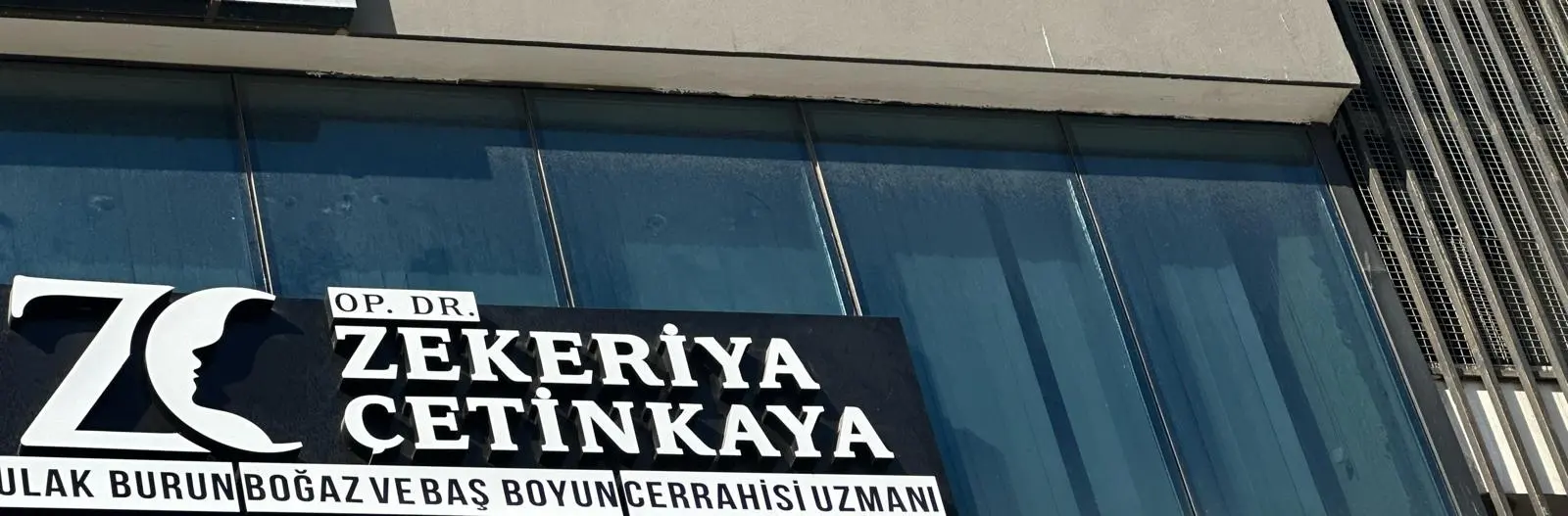 Von der Klinik bereitgestelltes Foto von Dr. Zekeriya Çetinkaya