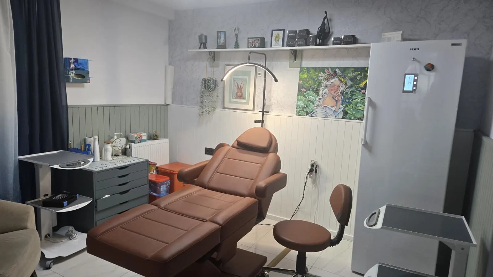 Clinic-provided photograph of Dr Nazile Tirek Demirkılıç