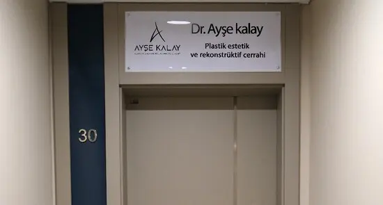 Von der Klinik bereitgestelltes Foto von Dr. Ayşe Kalay