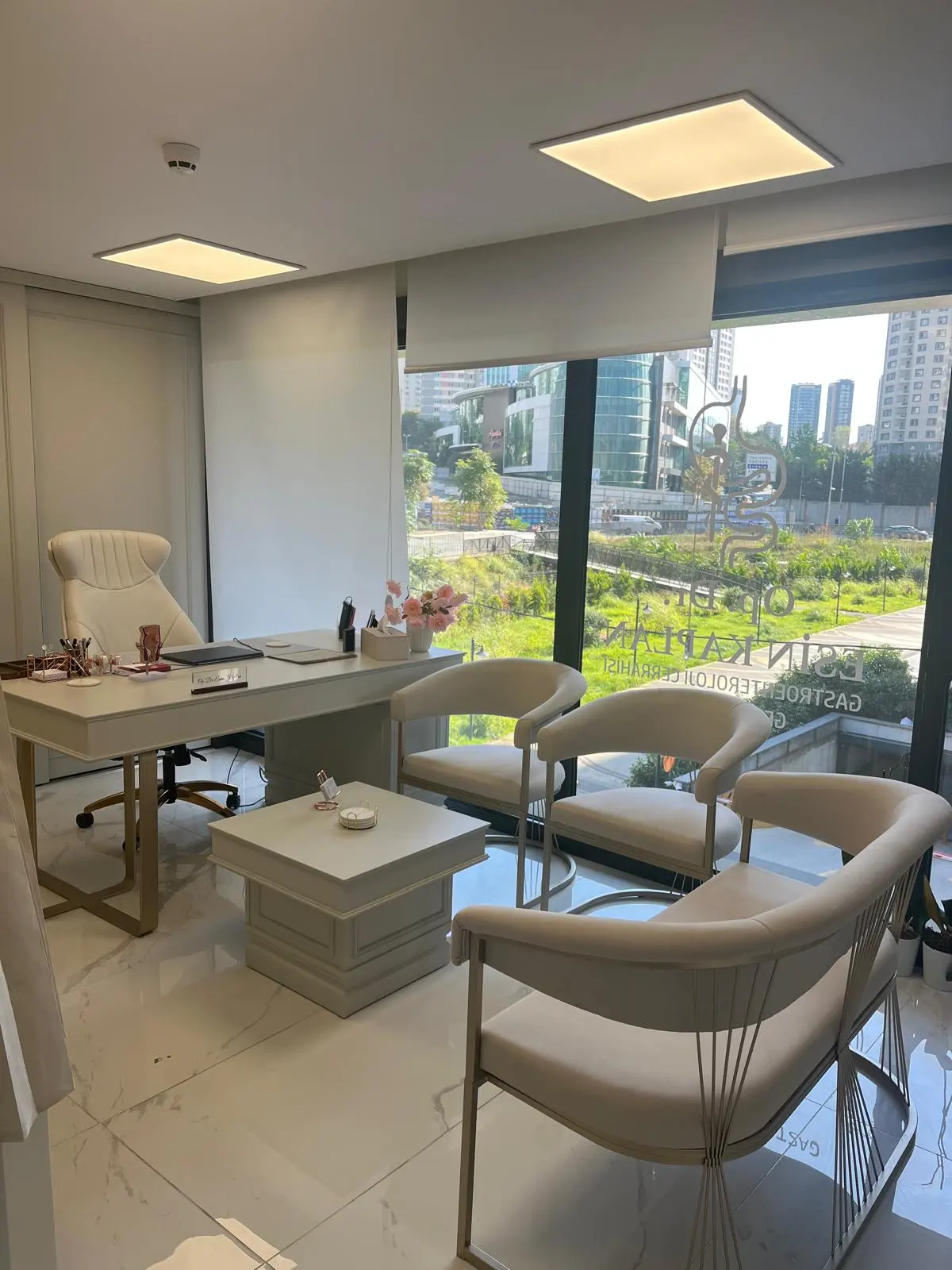 Von der Klinik bereitgestelltes Foto von Dr. Esin Kaplan