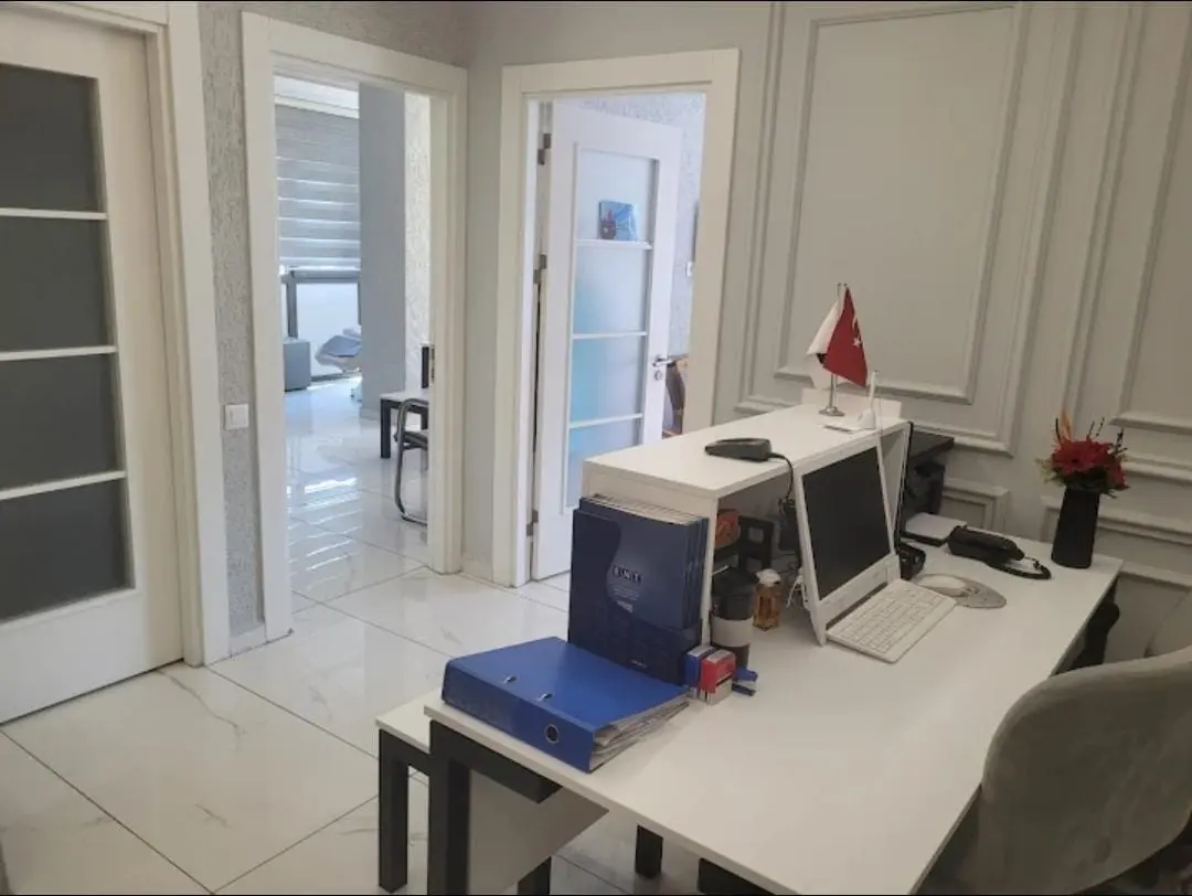 Von der Klinik bereitgestelltes Foto von Dr. Orhan Altıntaş