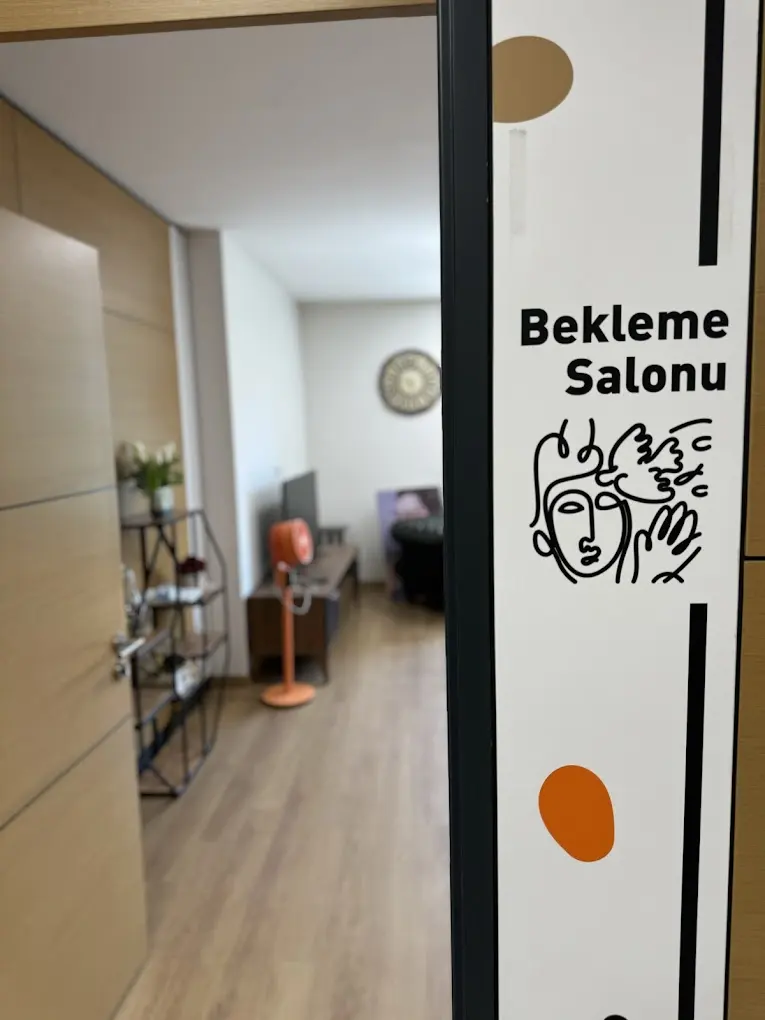 Clinic-provided photograph of Dr İpek Suher Ekin