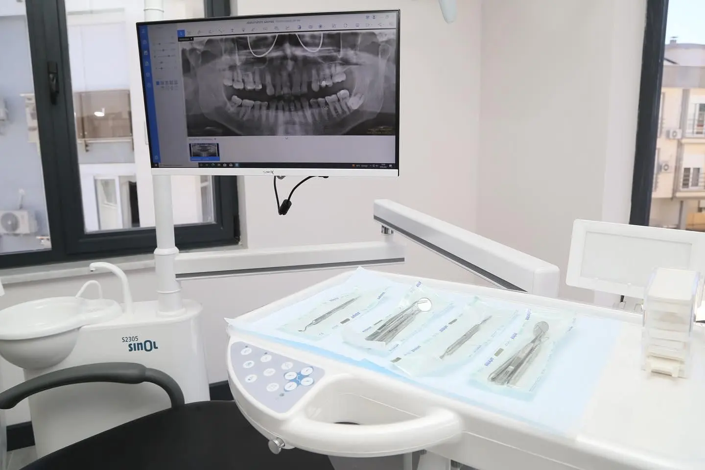 Von der Klinik bereitgestelltes Foto von New Era Smile