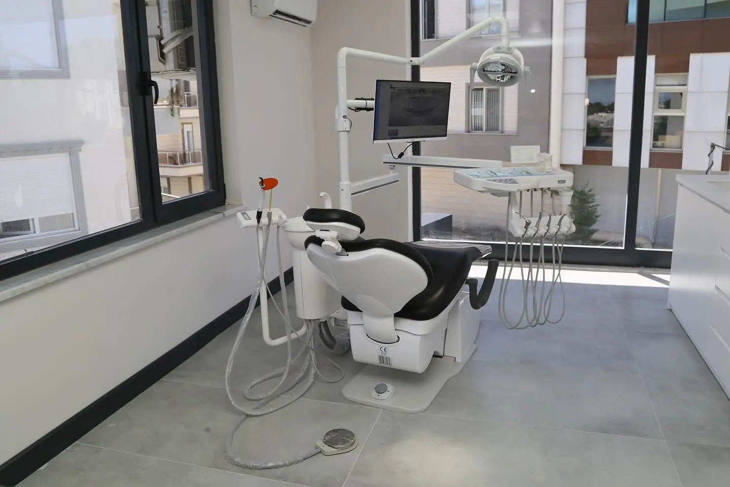 Von der Klinik bereitgestelltes Foto von New Era Smile