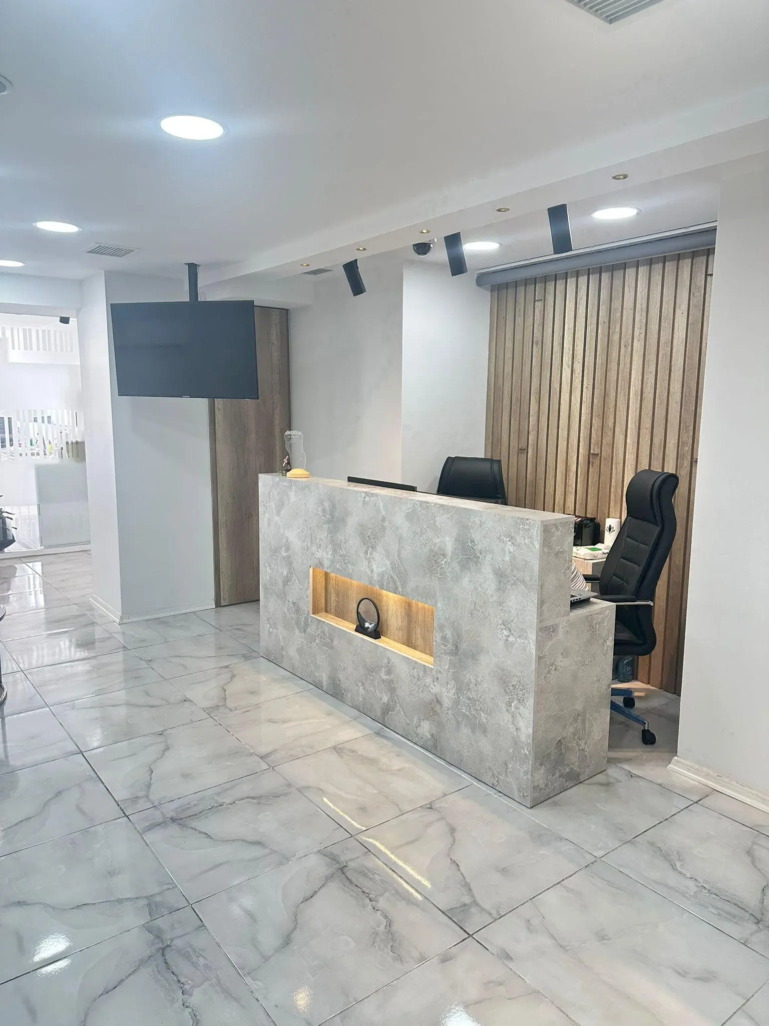 Clinic-provided photograph of Dr Çağla Celil