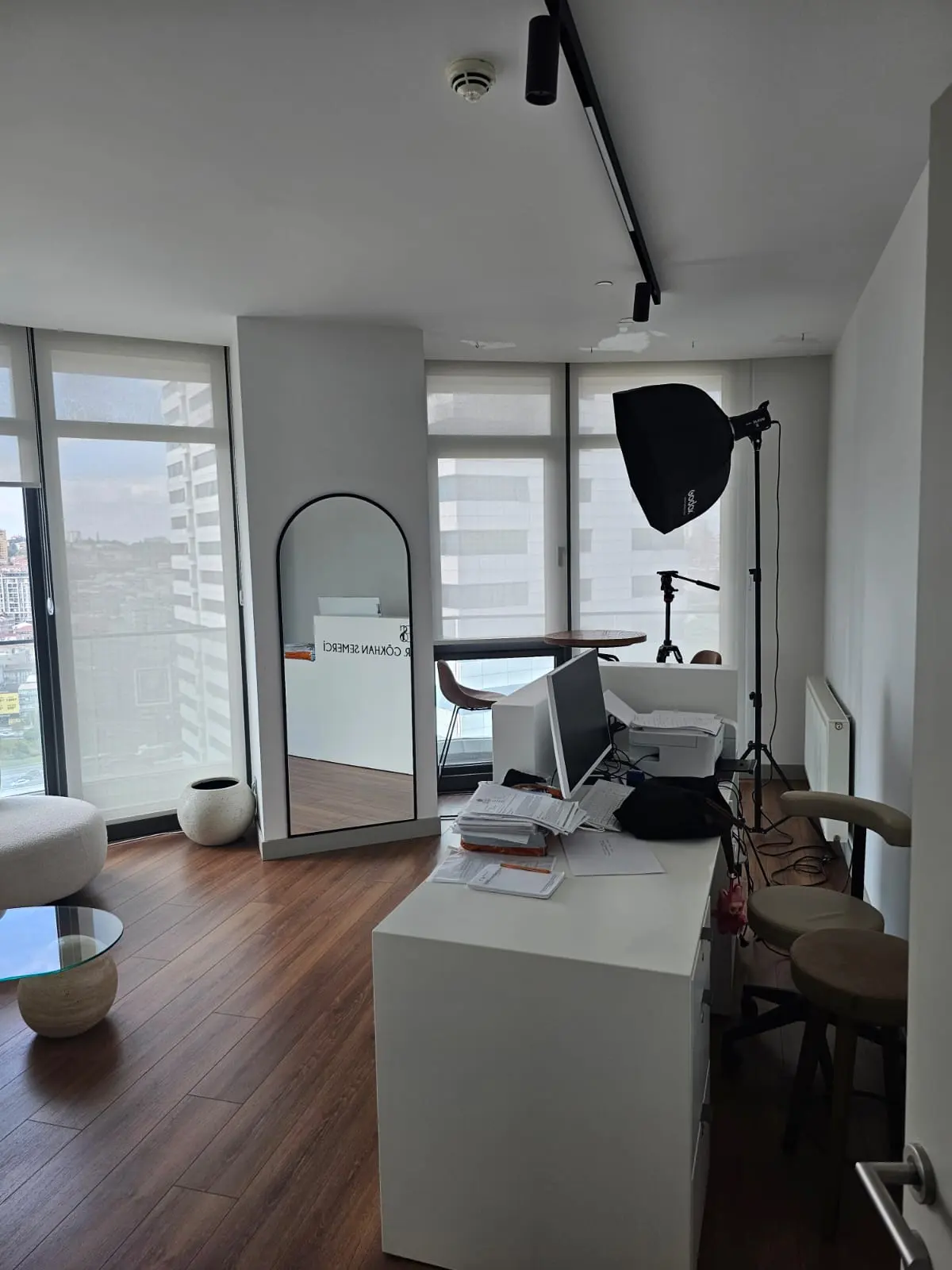 Clinic-provided photograph of Dr Gökhan Semerci