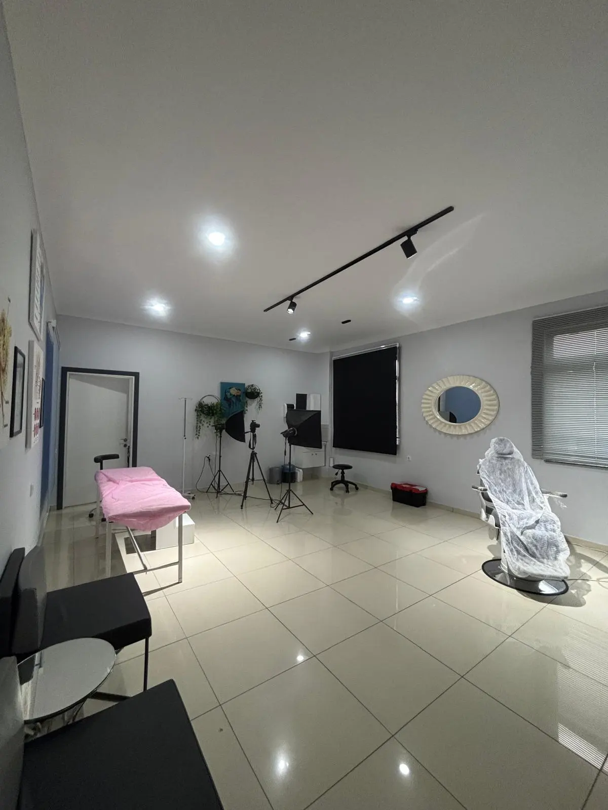 Clinic-provided photograph of Assoc. Prof. Dr Engin Başer