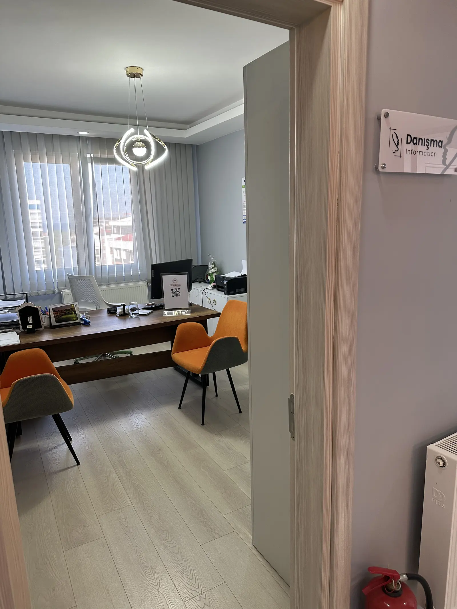 Clinic-provided photograph of Assoc. Prof. Dr Cem Bayraktar