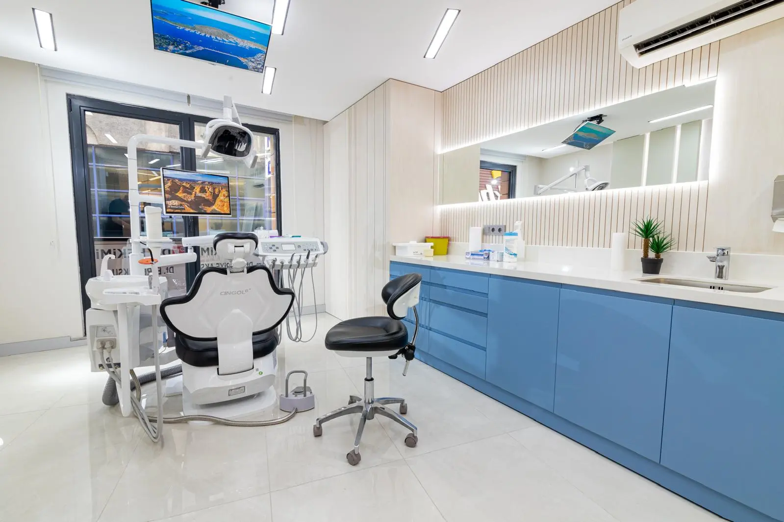 Von der Klinik bereitgestelltes Foto von Nev-A Dent