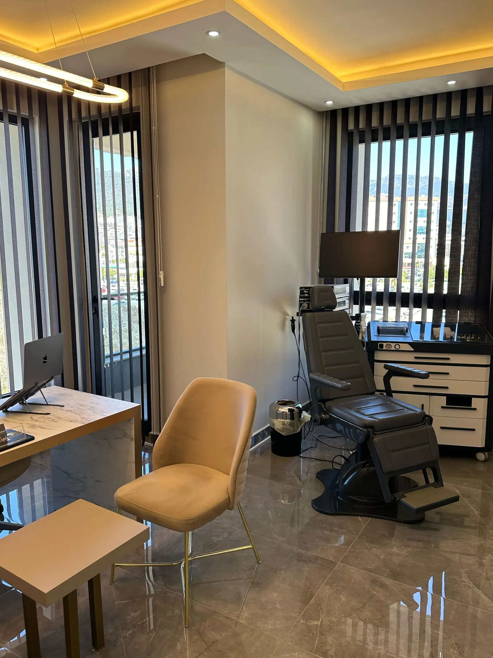 Von der Klinik bereitgestelltes Foto von Assoc. Prof. Dr. Ergun Sevil