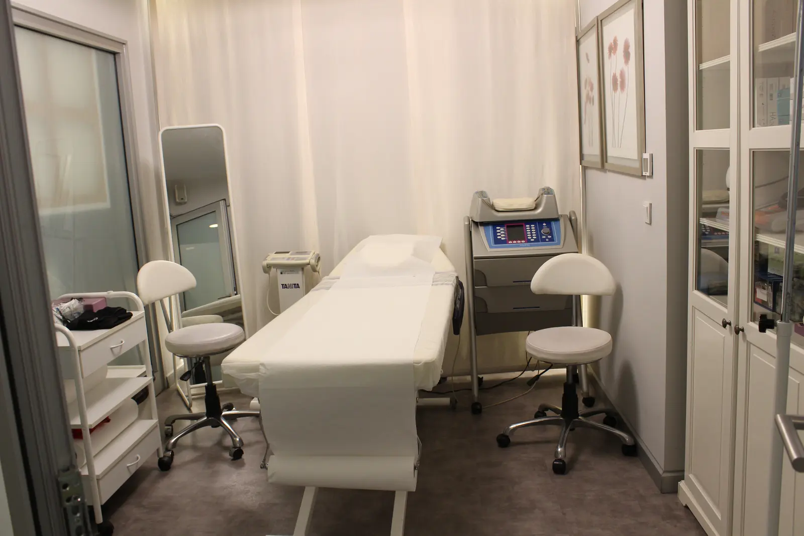 Clinic-provided photograph of Dr Seran Havva Göçer Demirhanoğlu