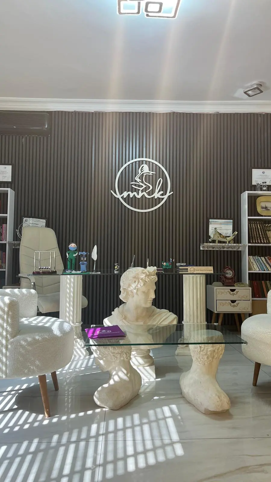 Clinic-provided photograph of Dr Mahmut Nuri Karatoprak