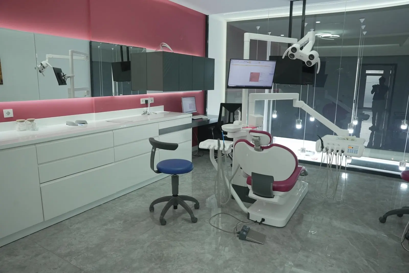 Clinic-provided photograph of Mevsim Antalya Dental Clinic