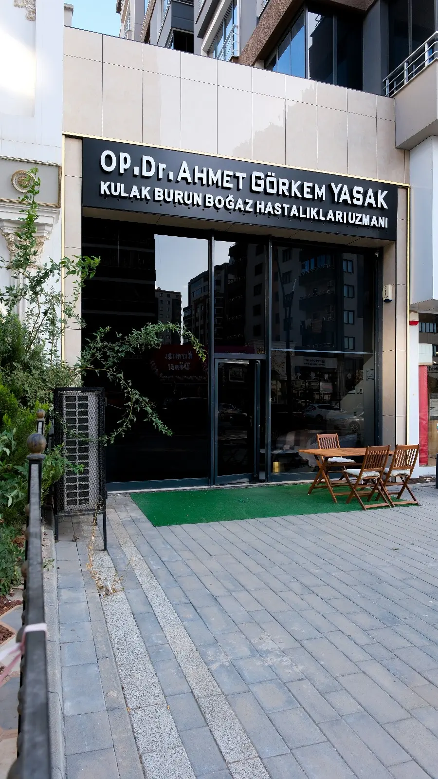 Clinic-provided photograph of Dr Ahmet Görkem Yasak