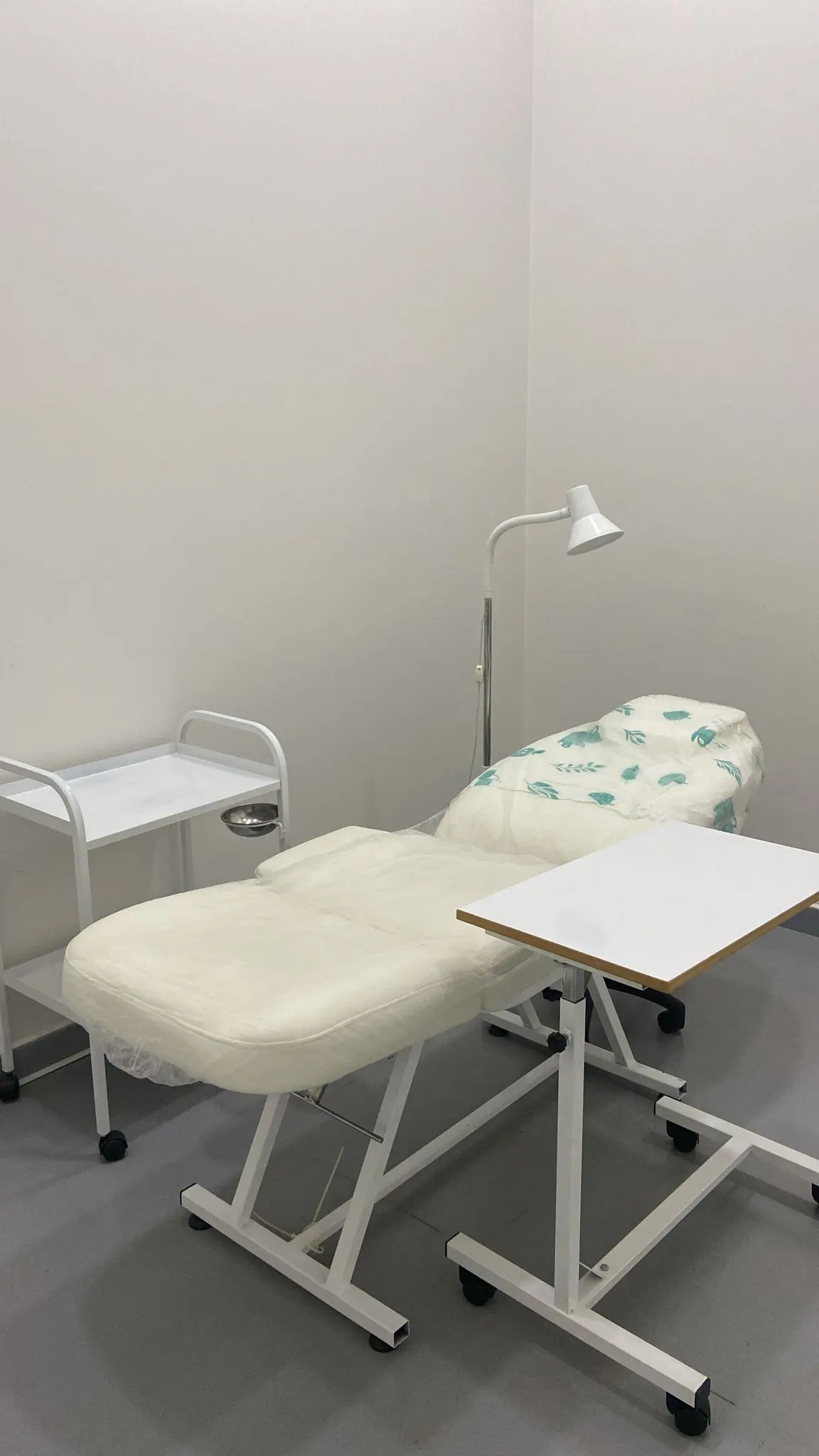 Von der Klinik bereitgestelltes Foto von Dr. Serdar Sürmeli