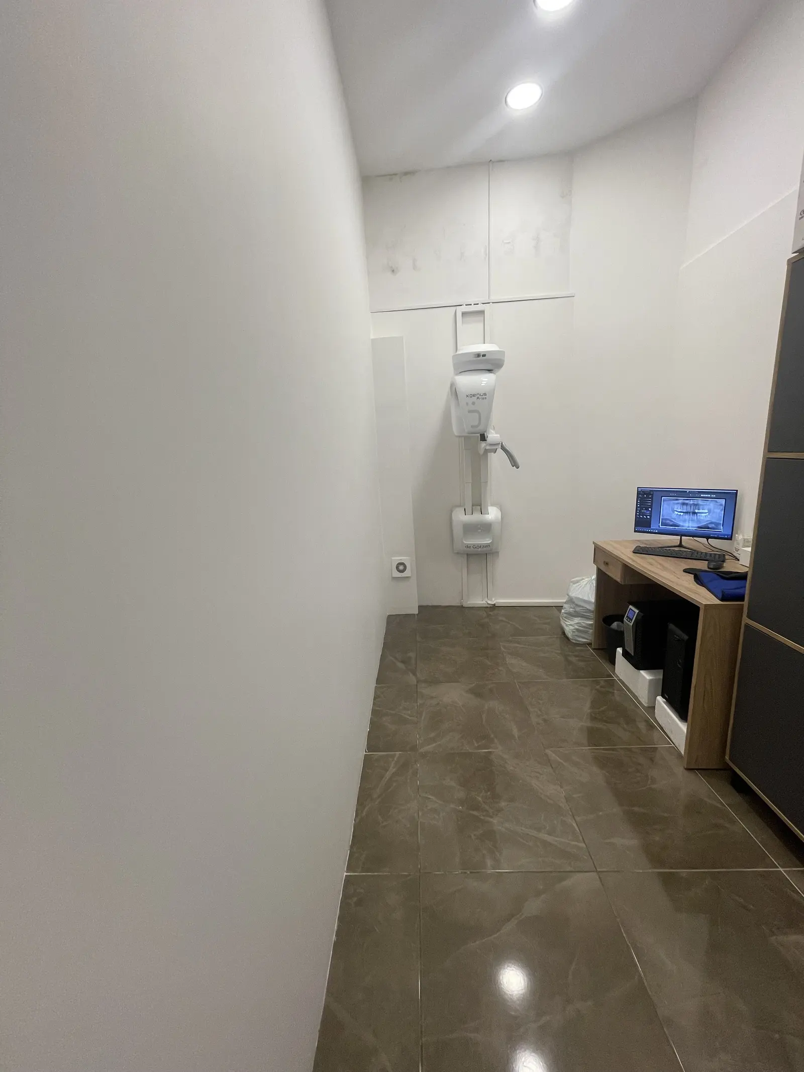Clinic-provided photograph of Dr Ergün Gökdemir